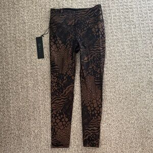 NWT Noli Animal Print Leggings